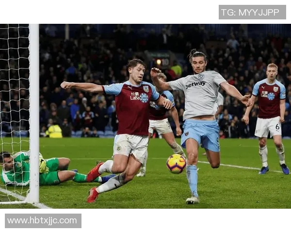 西布罗姆维奇与利兹联队激战正酣谁能在英冠赛场笑到最后